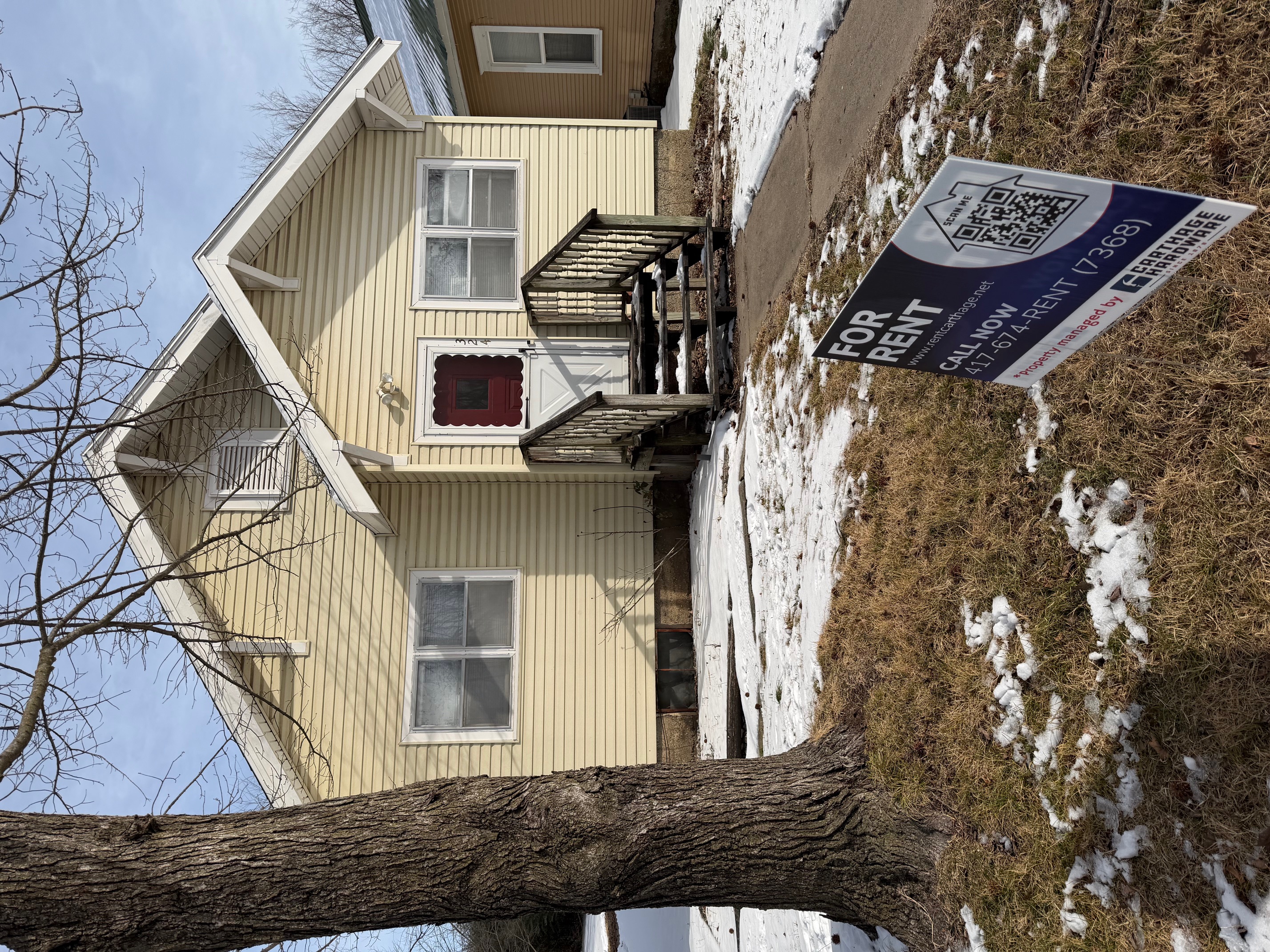 2BR / 1BA - Convenient Location