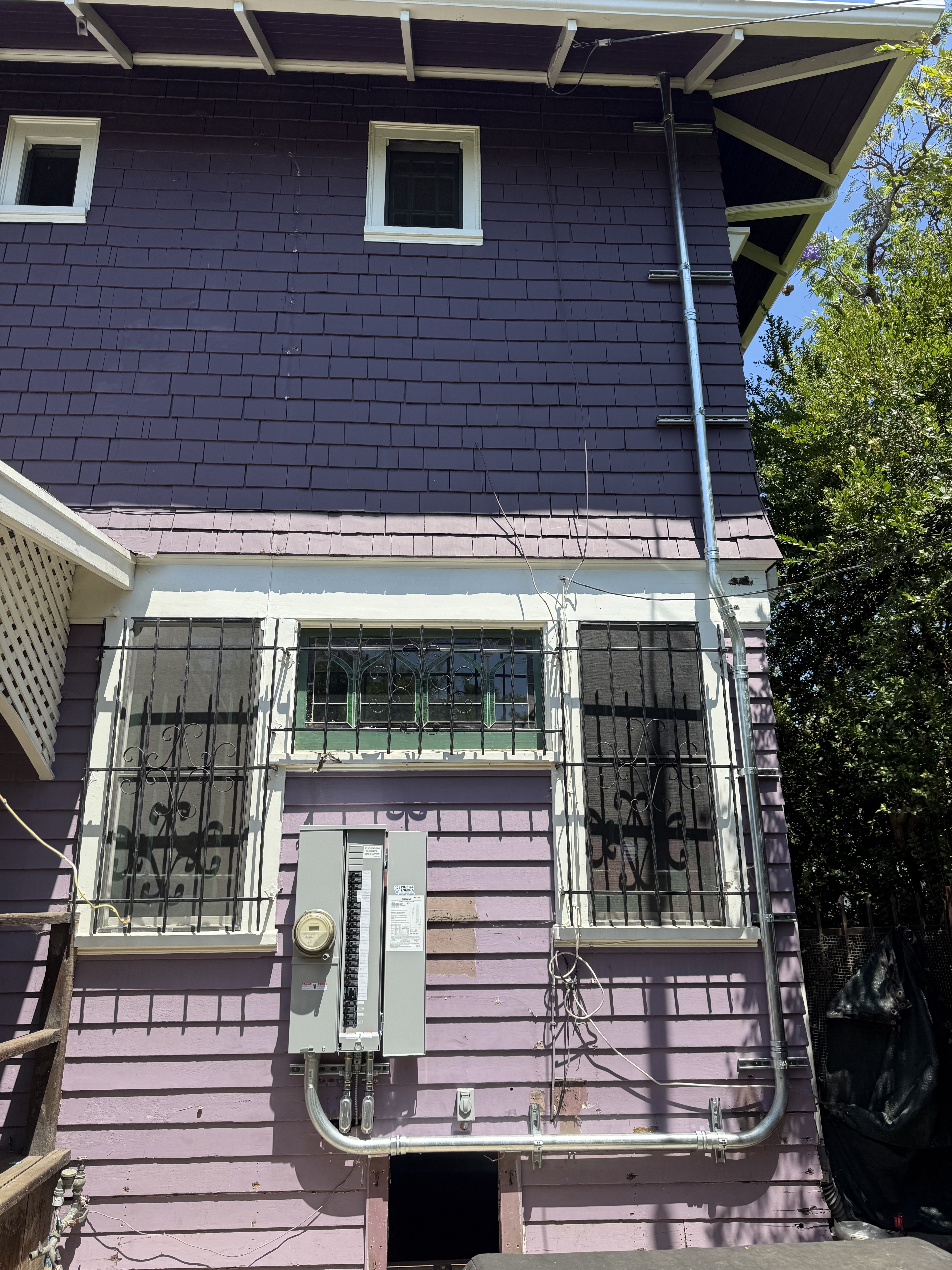 Licensed electrician panel work Los Angeles