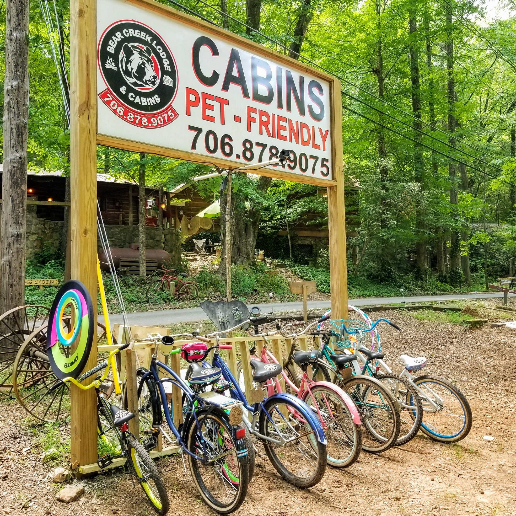 Bear Creek Lodge outdoor recreation area