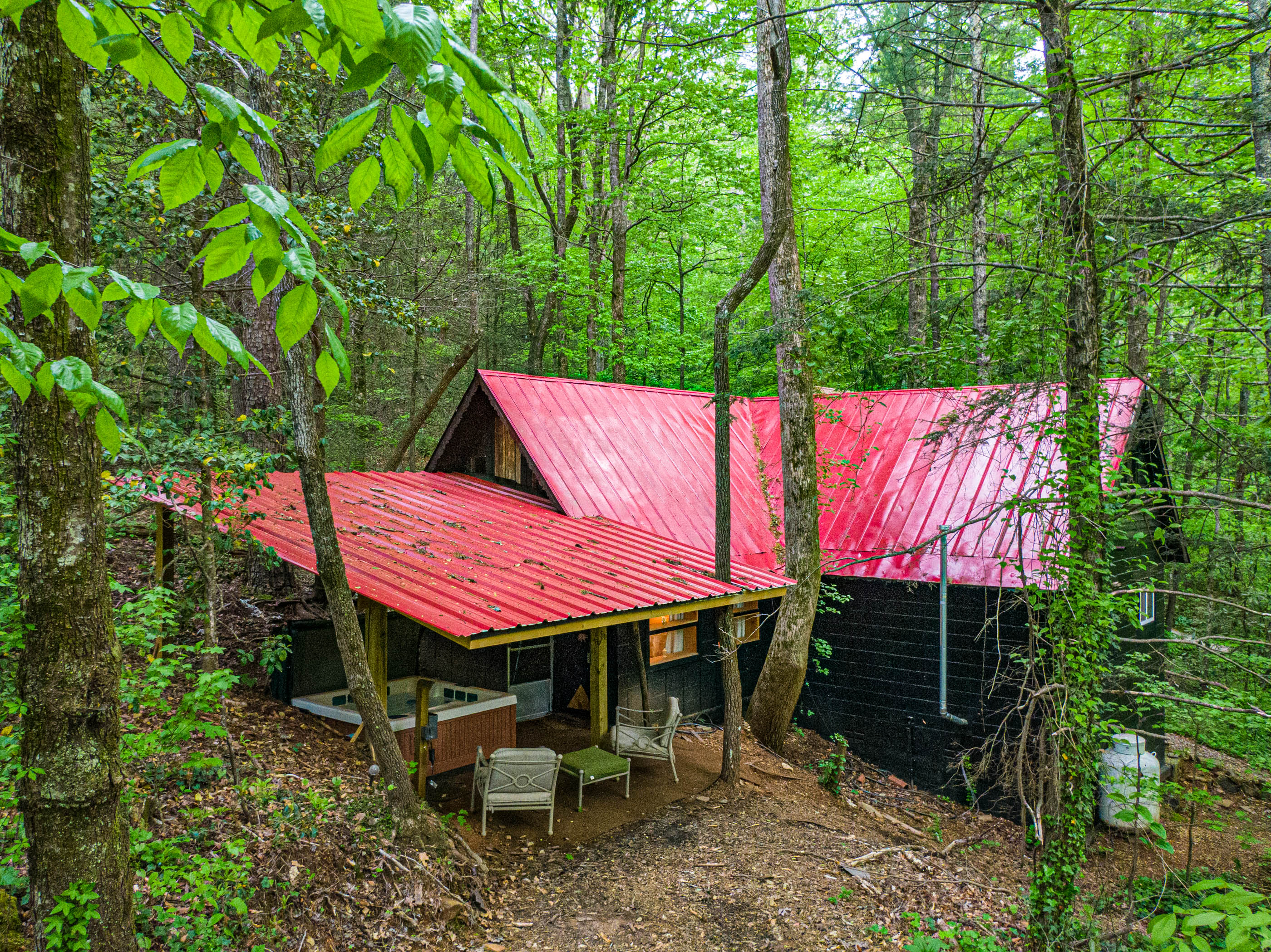 Gold Miners Cabin cabin rental Helen GA — bedroom