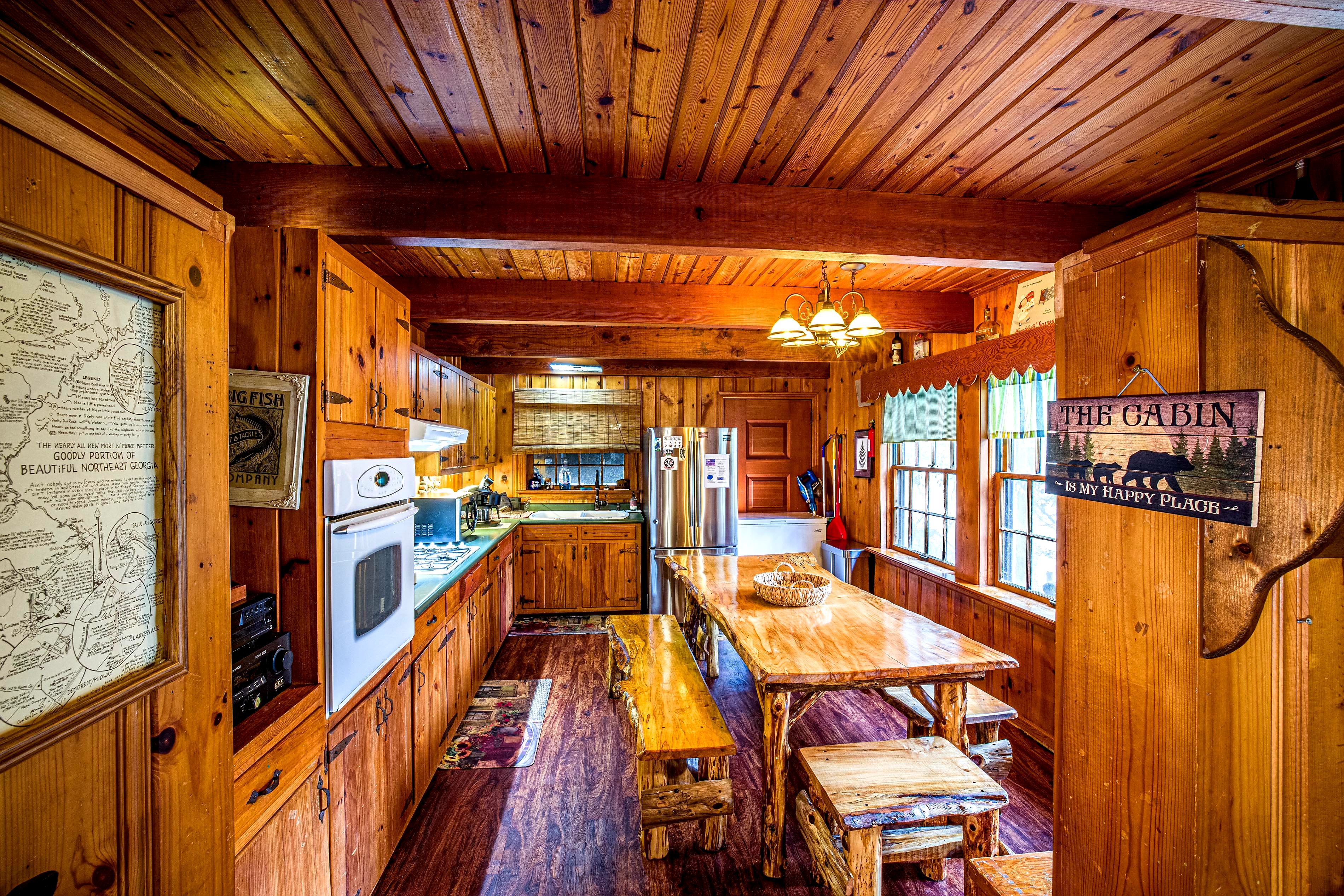 The Lodge cabin rental Helen GA — outdoor deck
