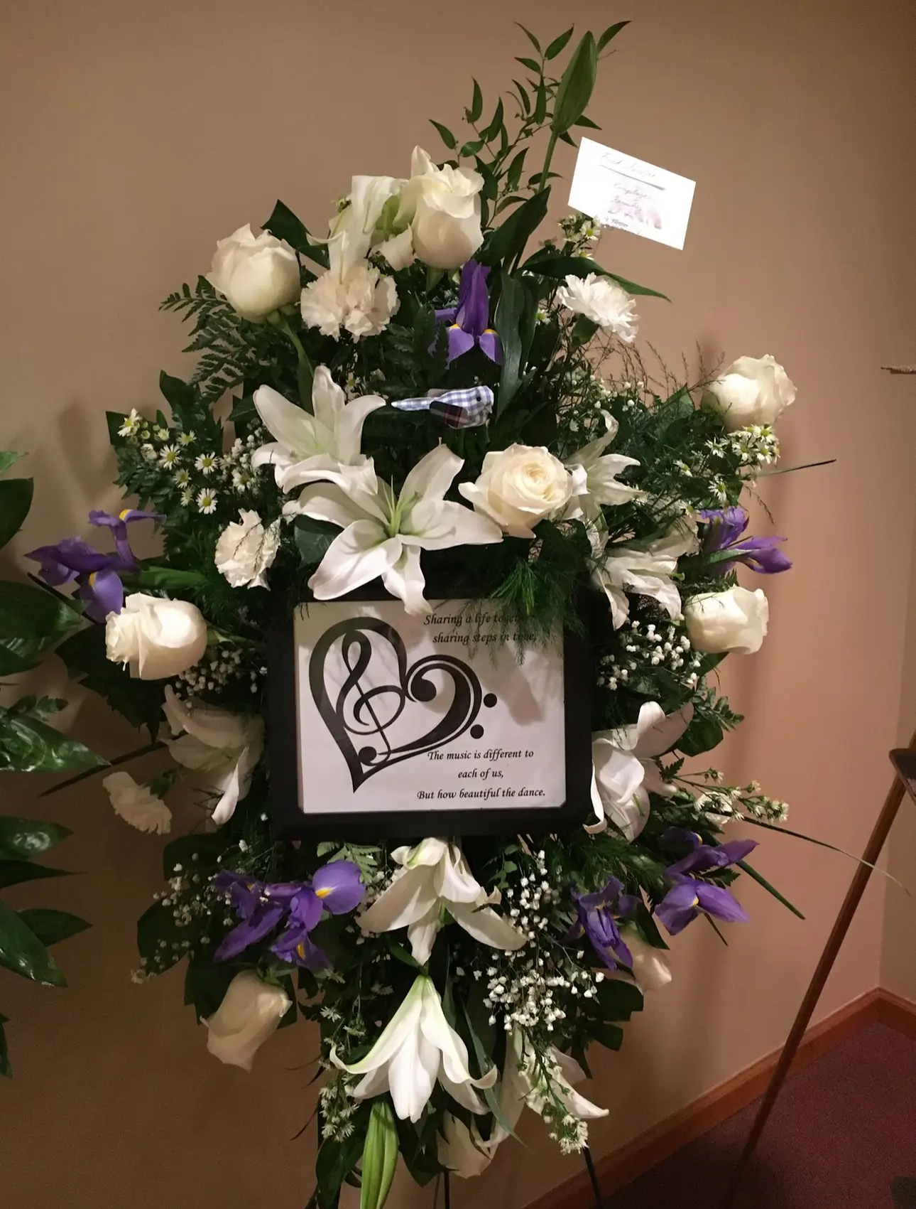 Music memorial spray