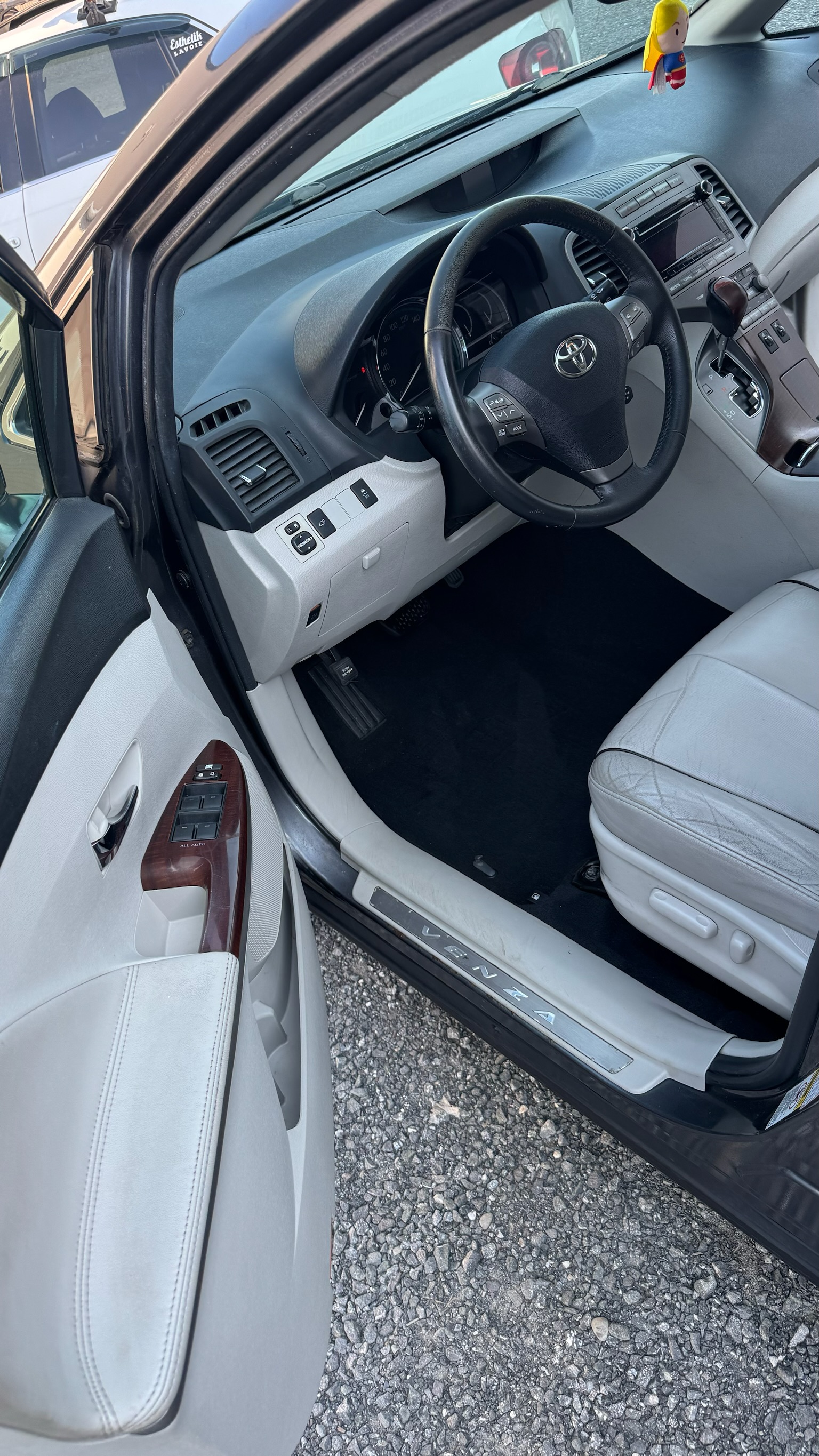 Après — Lavage Luxe Intérieur — Toyota Venza
