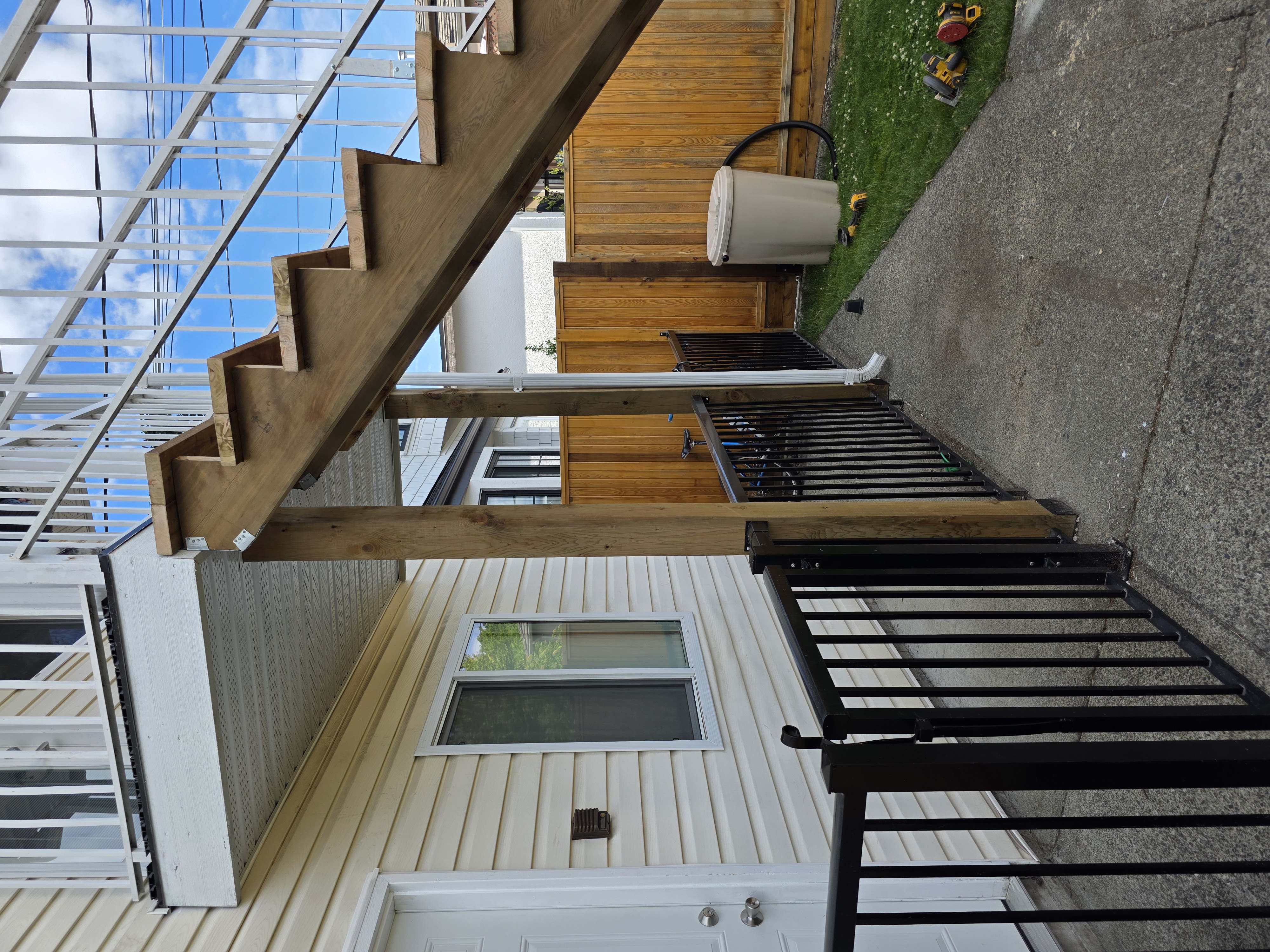 Jeane's new deck posts and soffit replacement by Tarak Construction