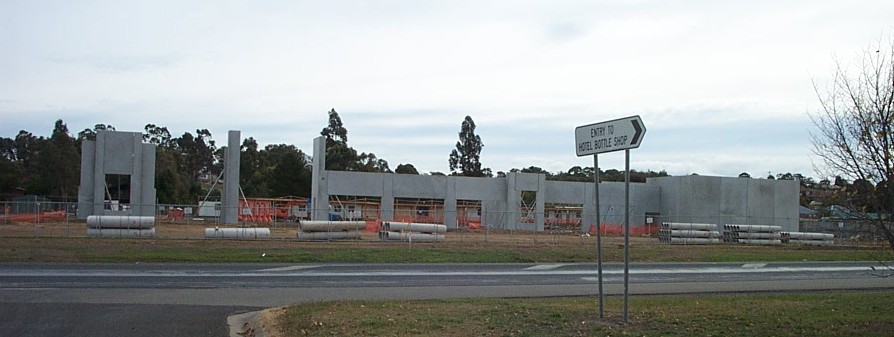 Wellington Square Shopping Centre construction site in 2004 — historical background image