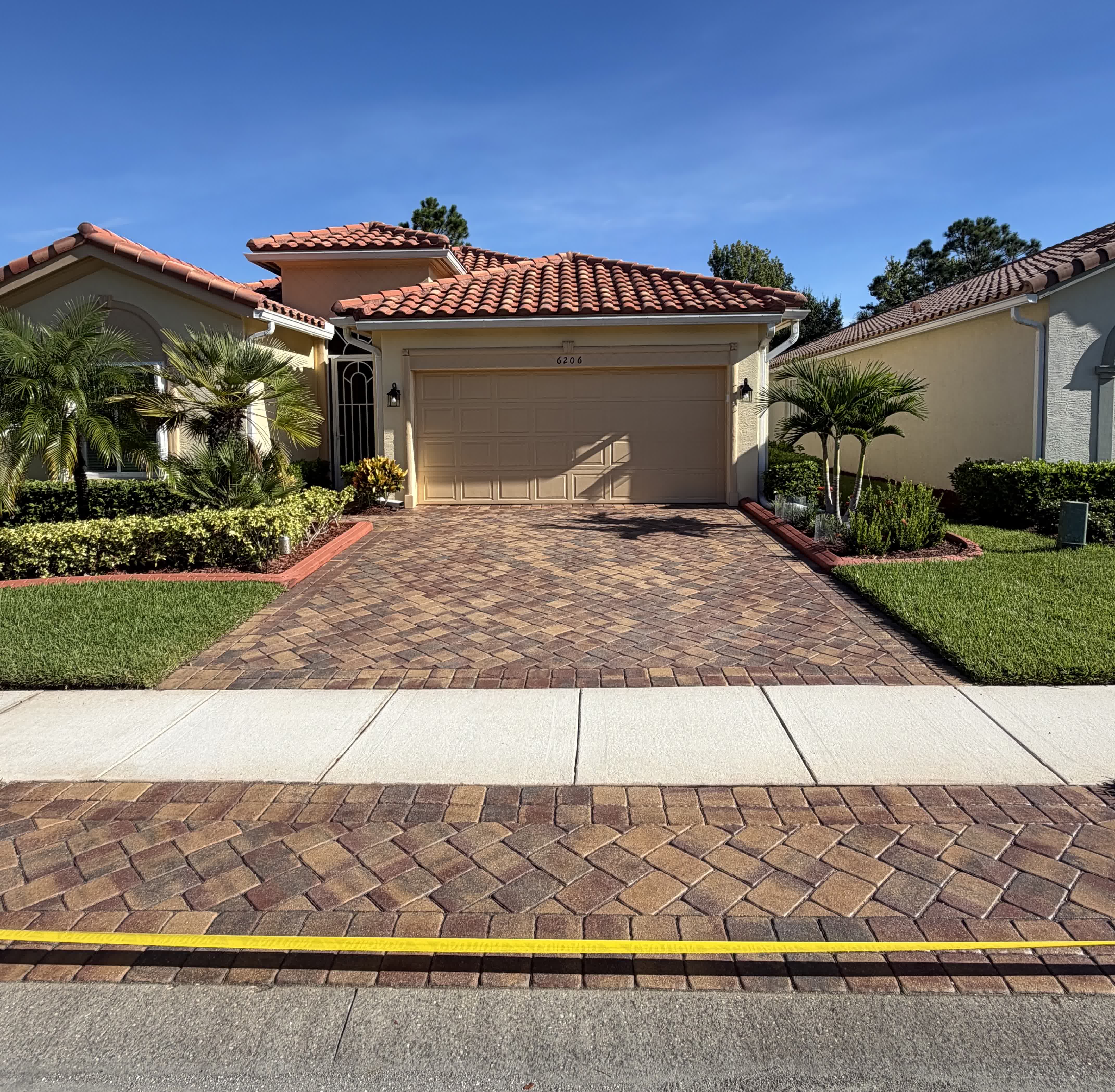 Diamond Pattern Driveway Seal - After