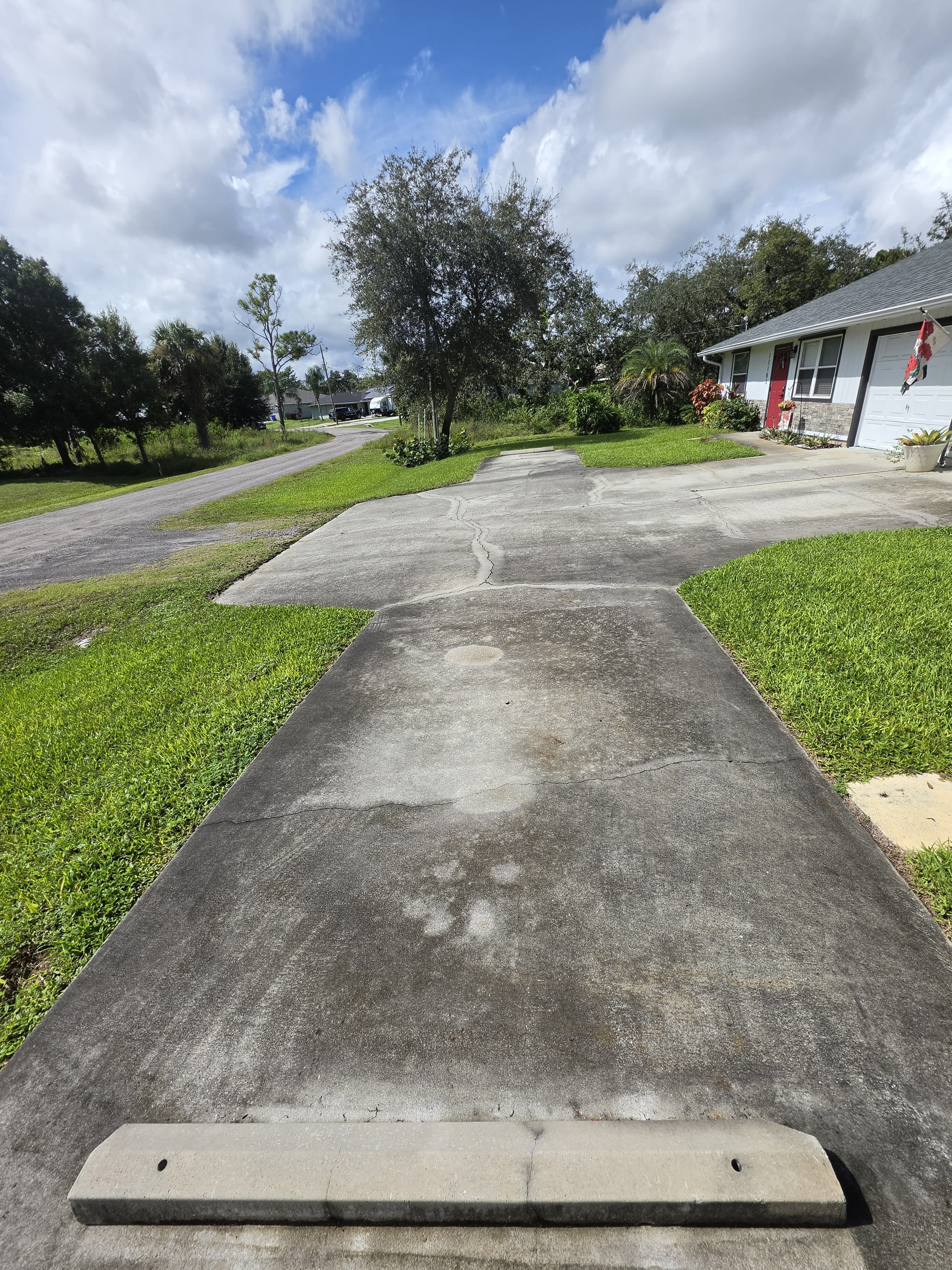 Concrete Driveway Cleaning - After