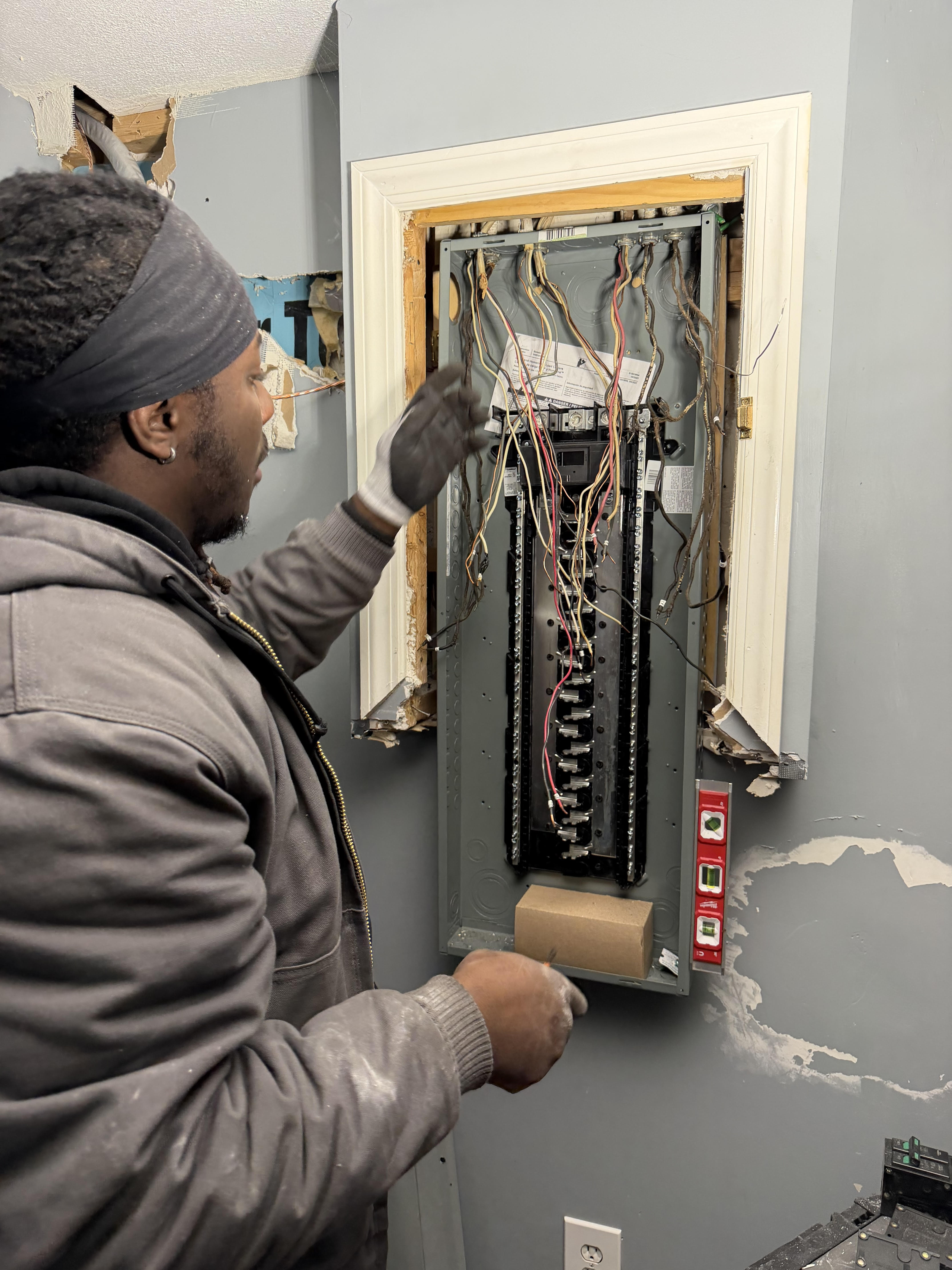 Alshane Thomas — owner and licensed master electrician at Richie Electric