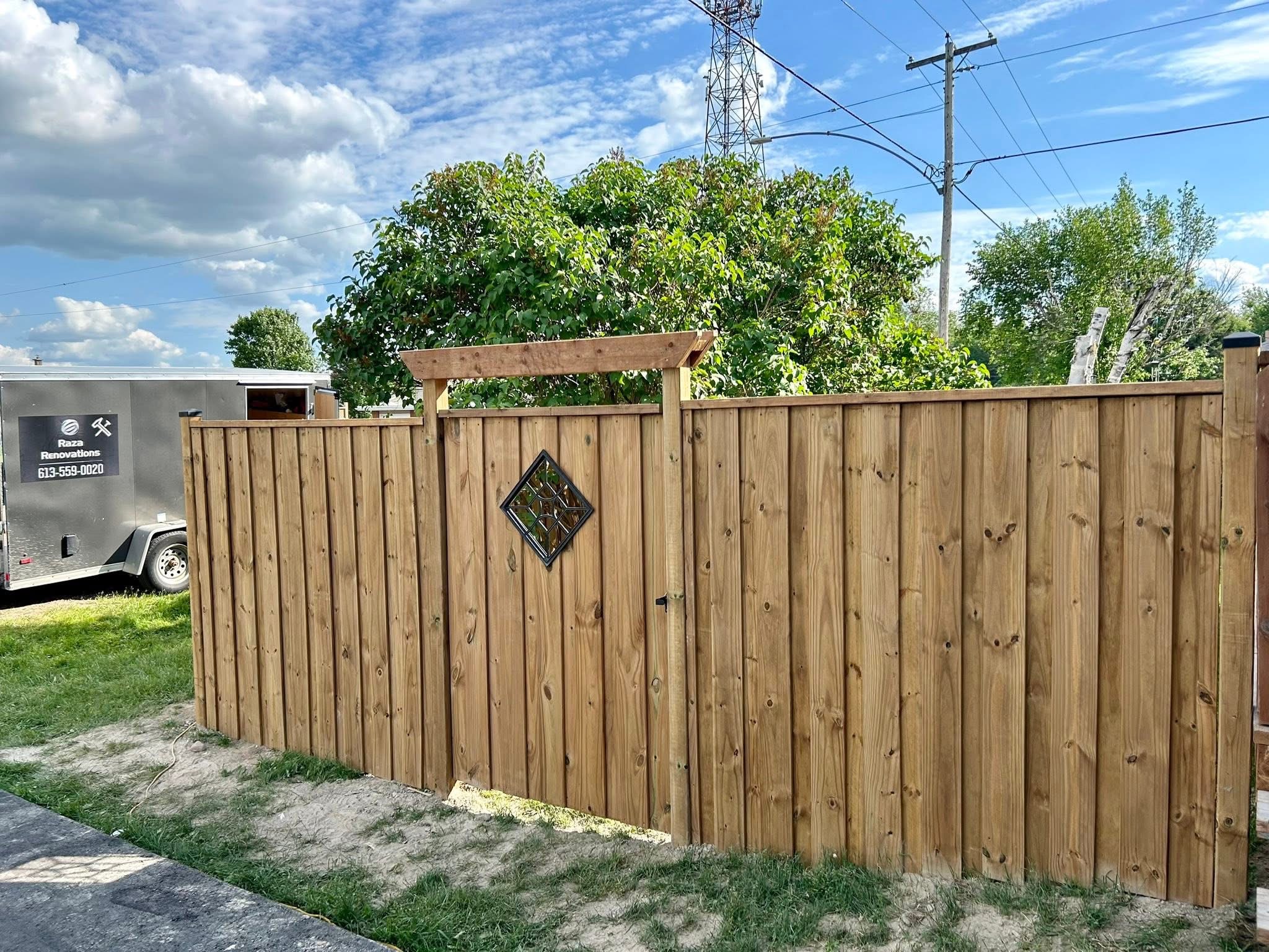 Fence gate with diamond window and pergola top