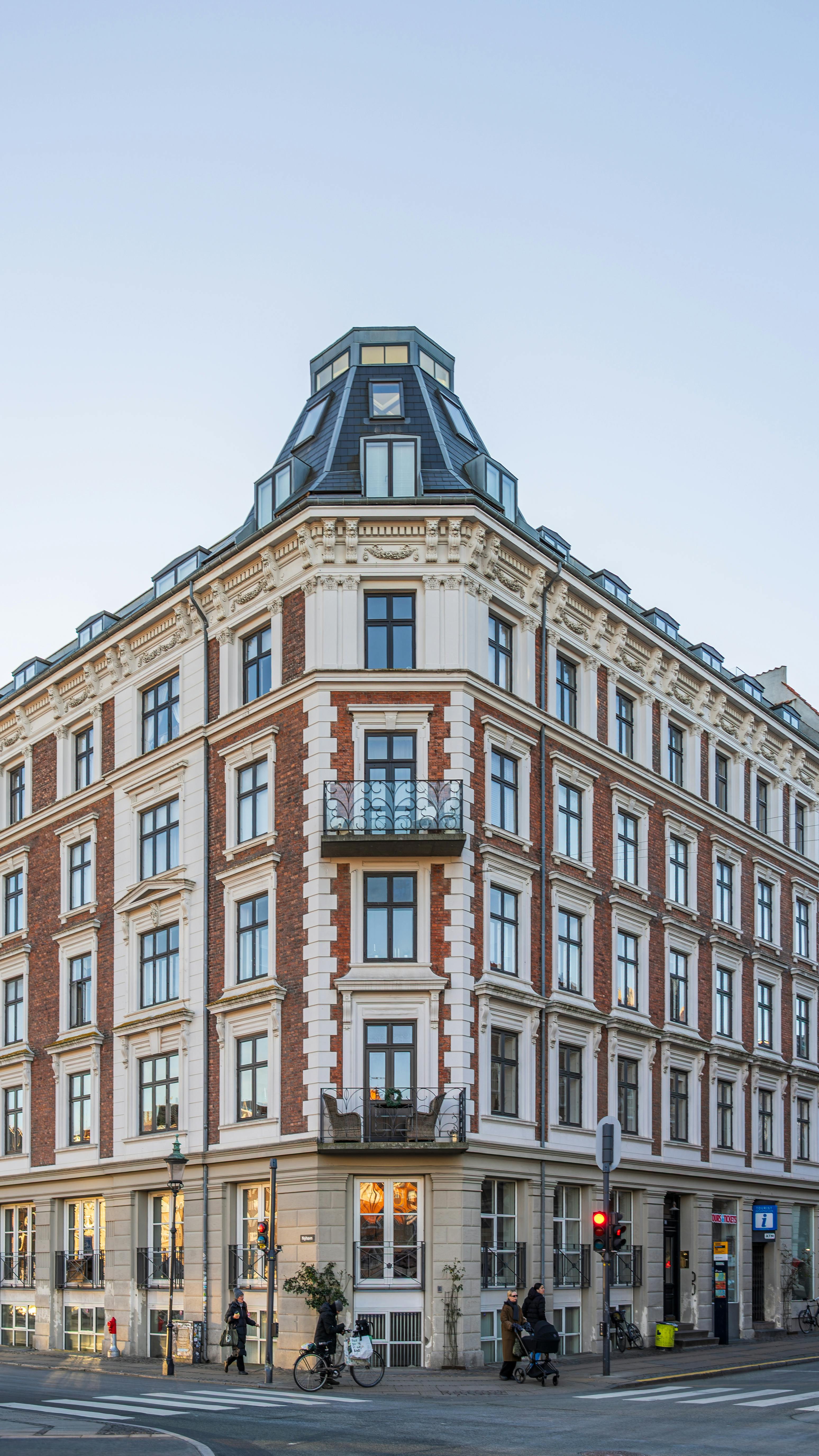 Klassisk europeisk fastighetsbyggnad