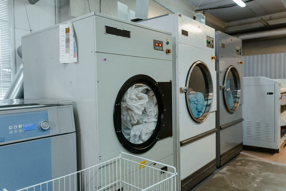 Washer and dryer removal service versus DIY hauling in Atlanta