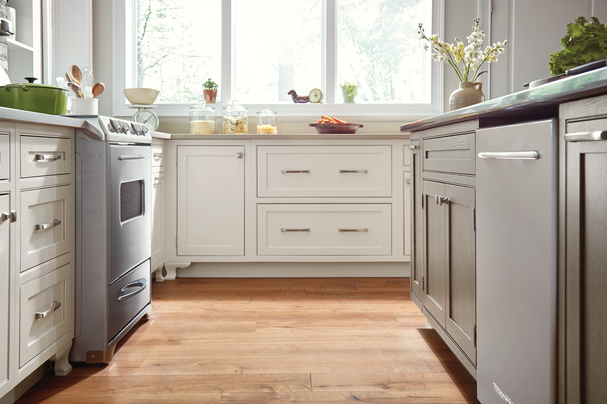 Shaker cabinet door and drawer front in natural light wood finish