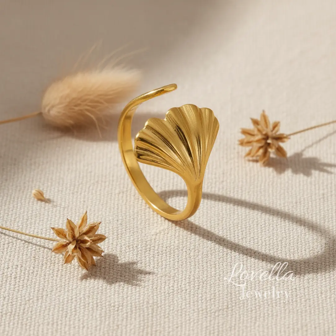 Ginkgo Leaf Ring