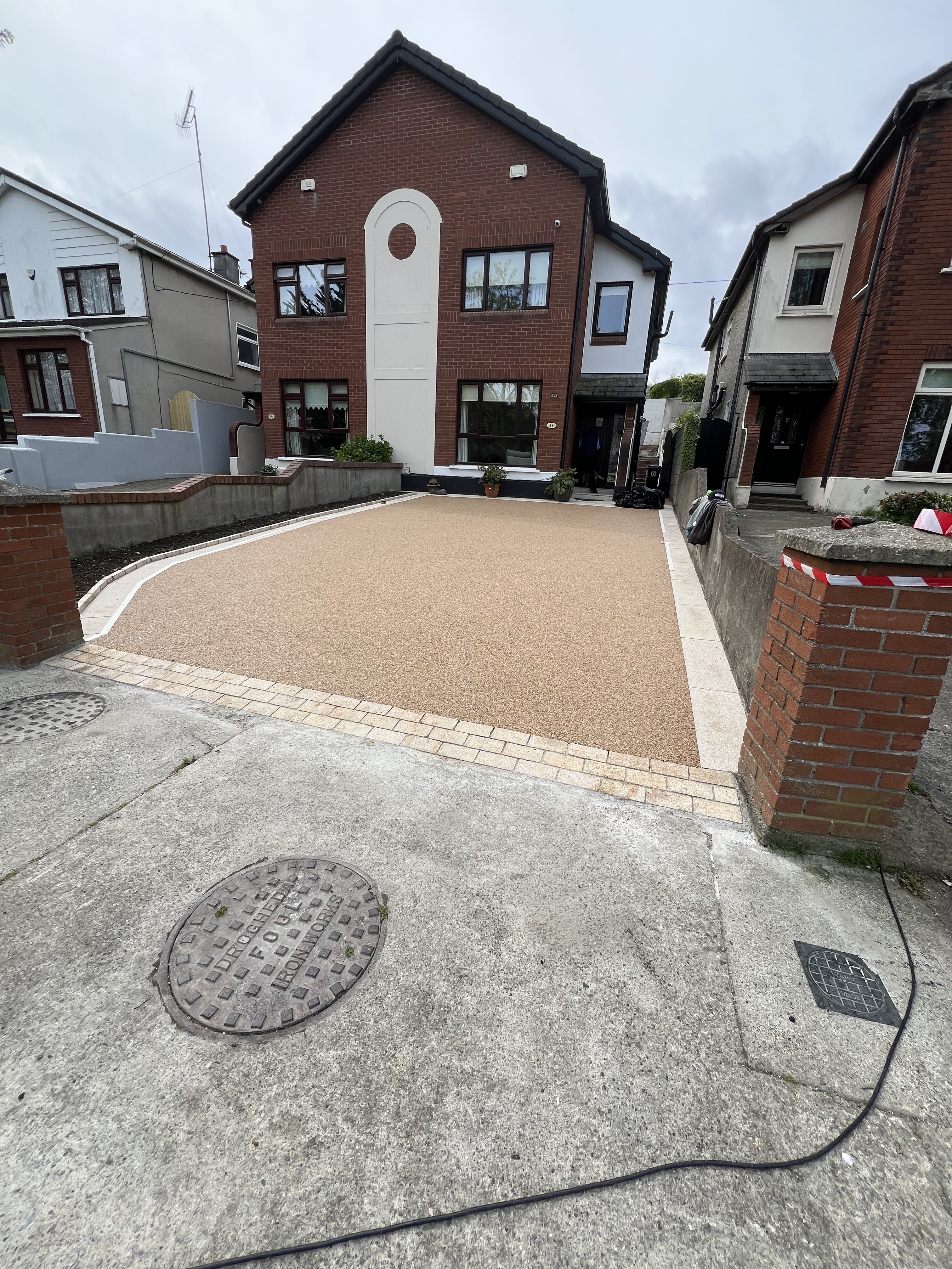 Completed resin driveway project in Dublin
