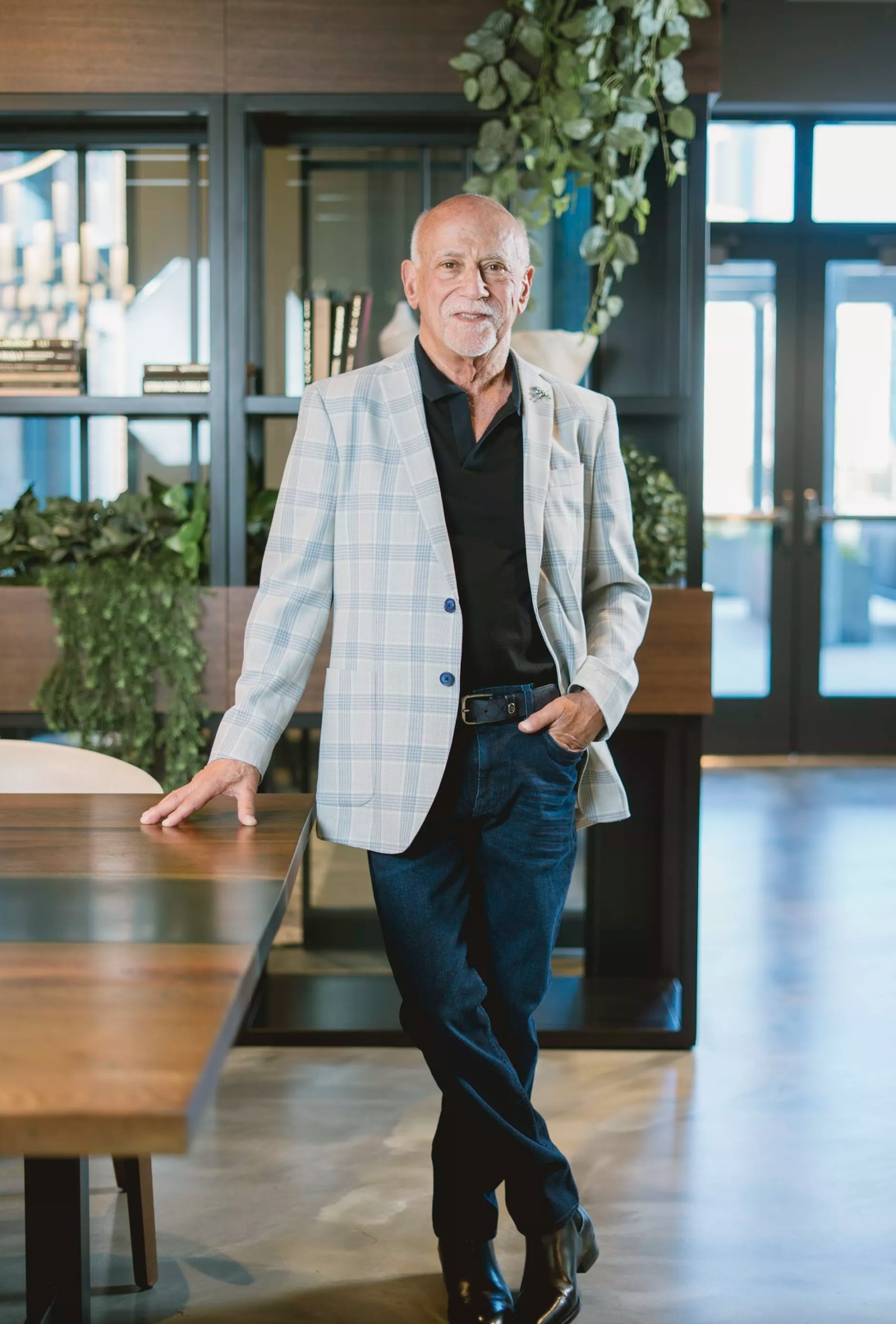 Dr. Thom E. Lobe MD — Pioneer in Regenerative & Anti-Aging Medicine, Clinical Partner of ÖND | Life's Breath™