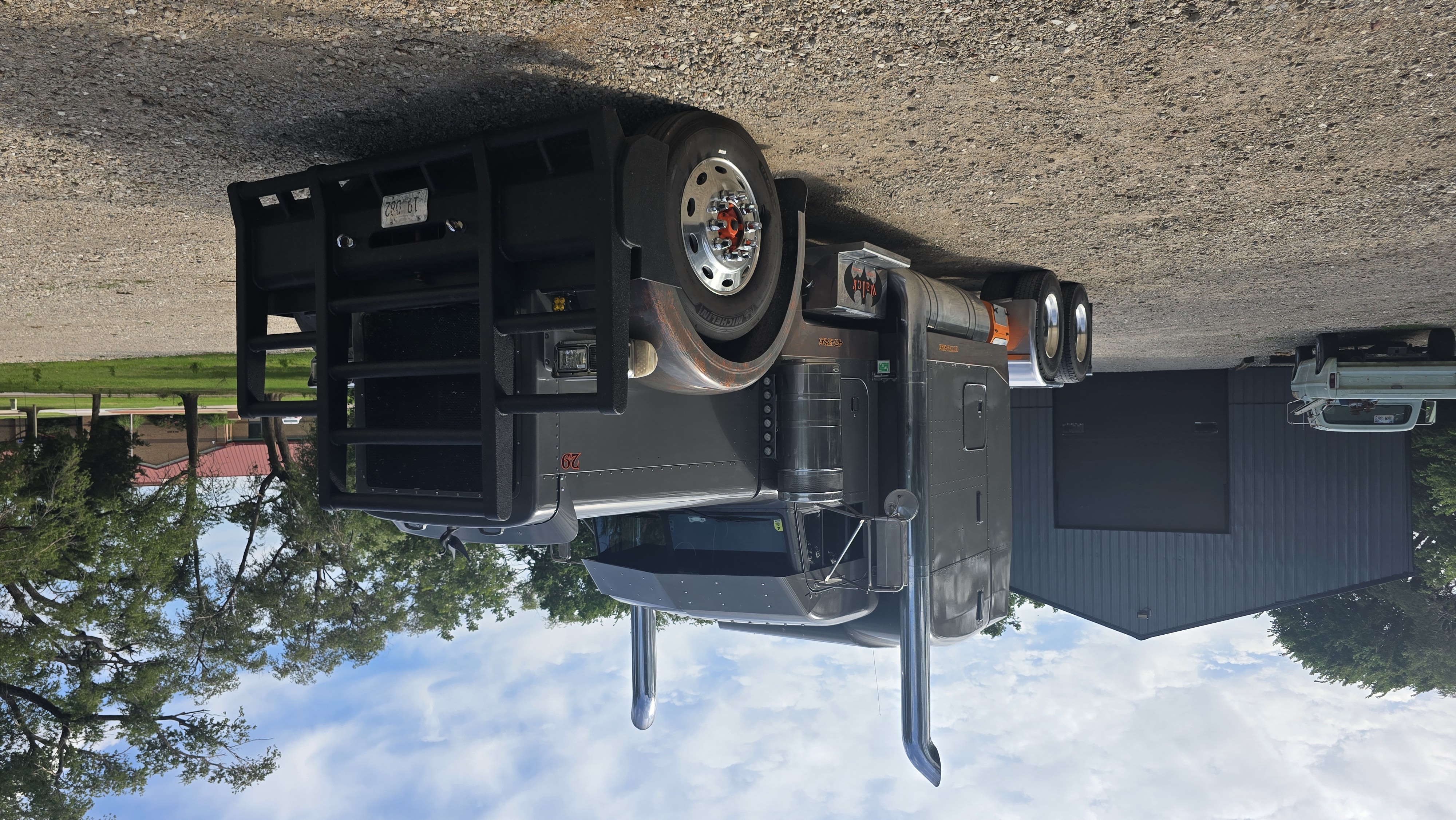 Semi truck detail result