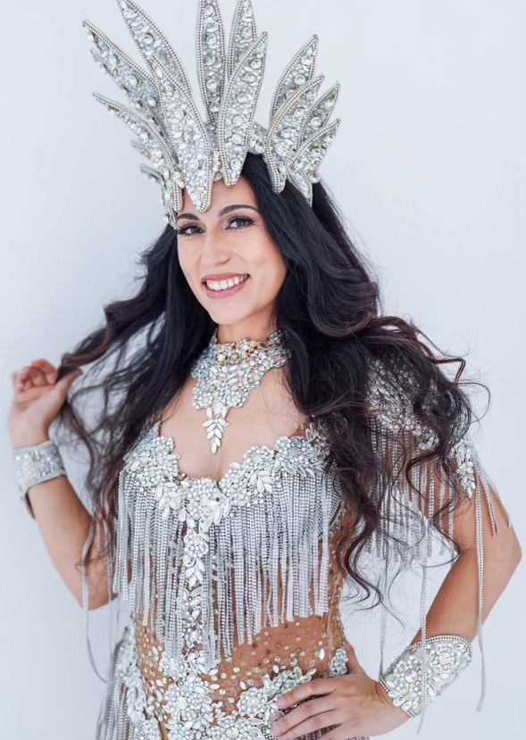 Caterine Sanchez in silver crystal crown and costume