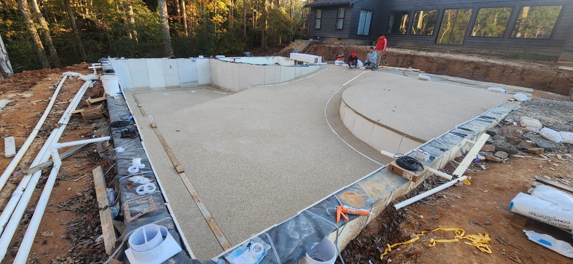 Pool Aggregate Finish — Mid Construction