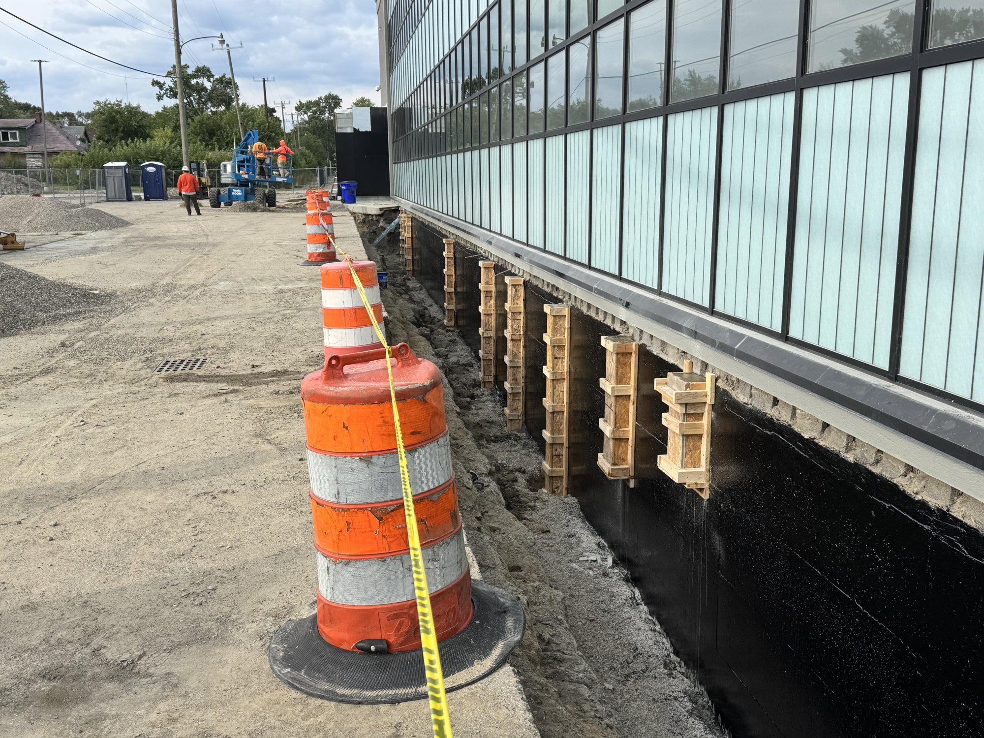Commercial Foundation Reinforcement — Form Line