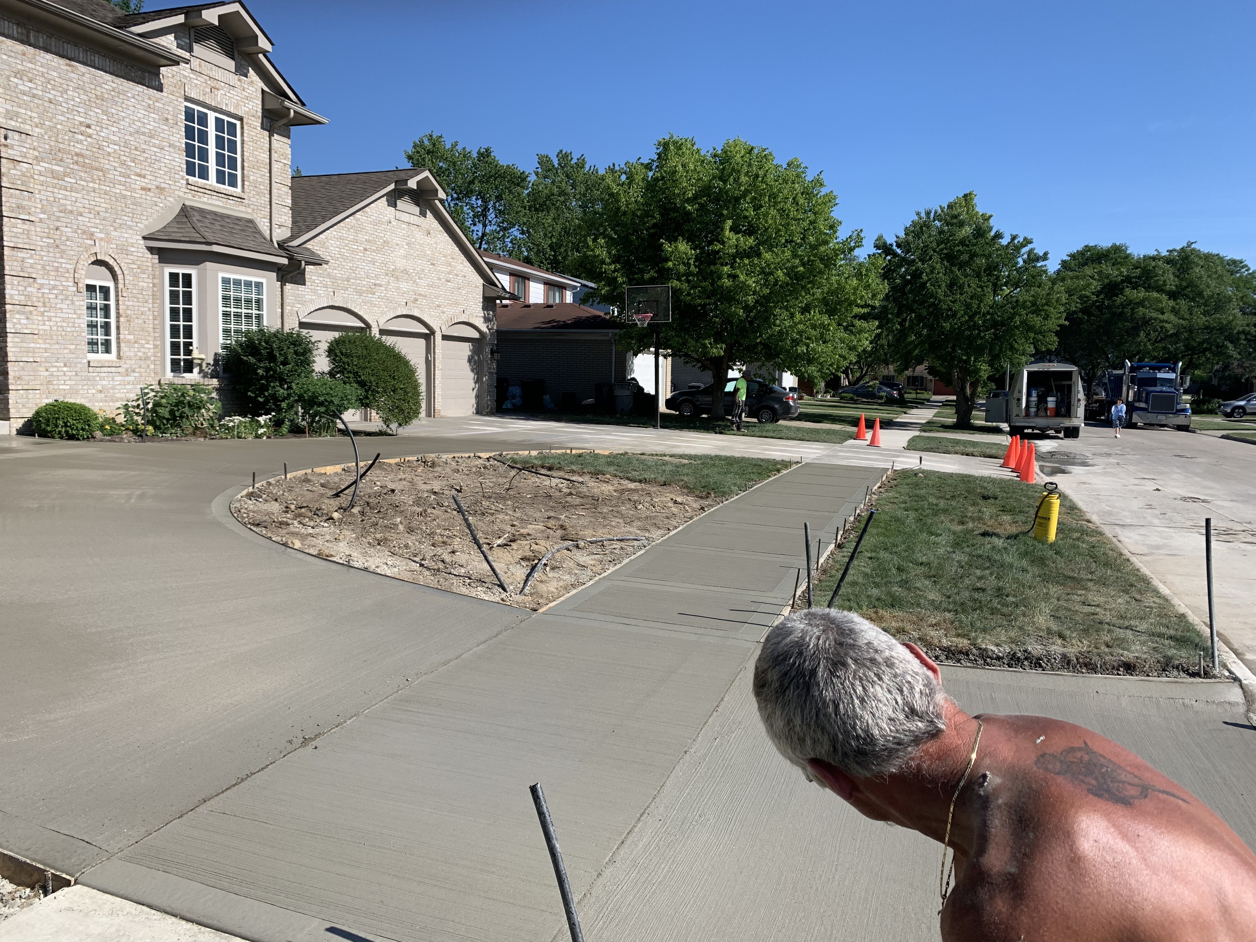 Concrete Driveway — Circular Cutout