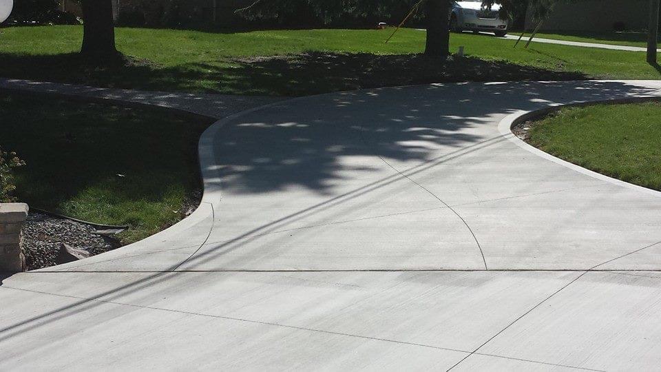 Curved Concrete Driveway — Finished