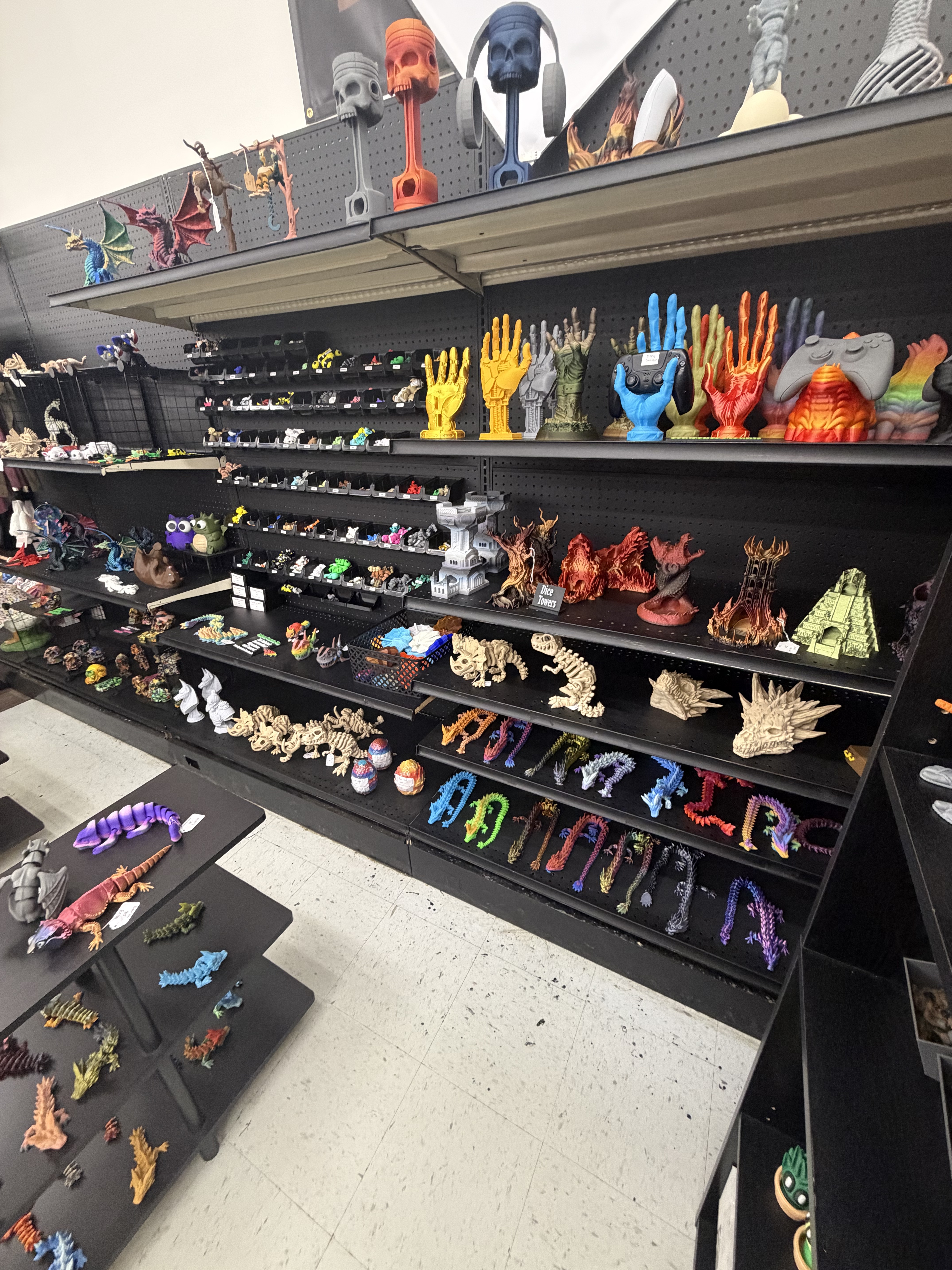 3D-printed figurines booth