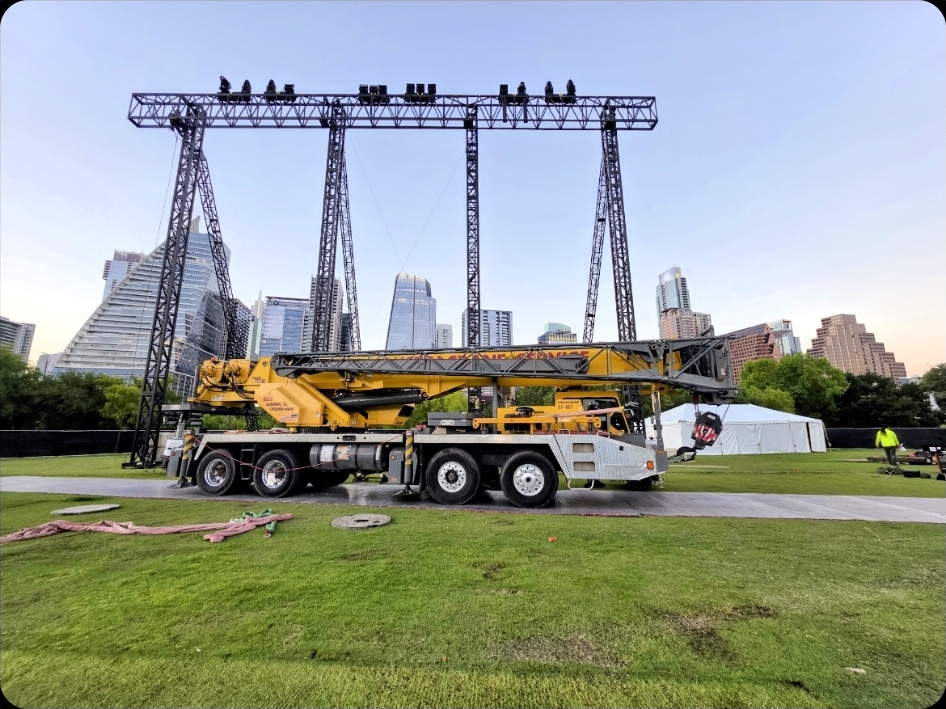World Cup crane and truss