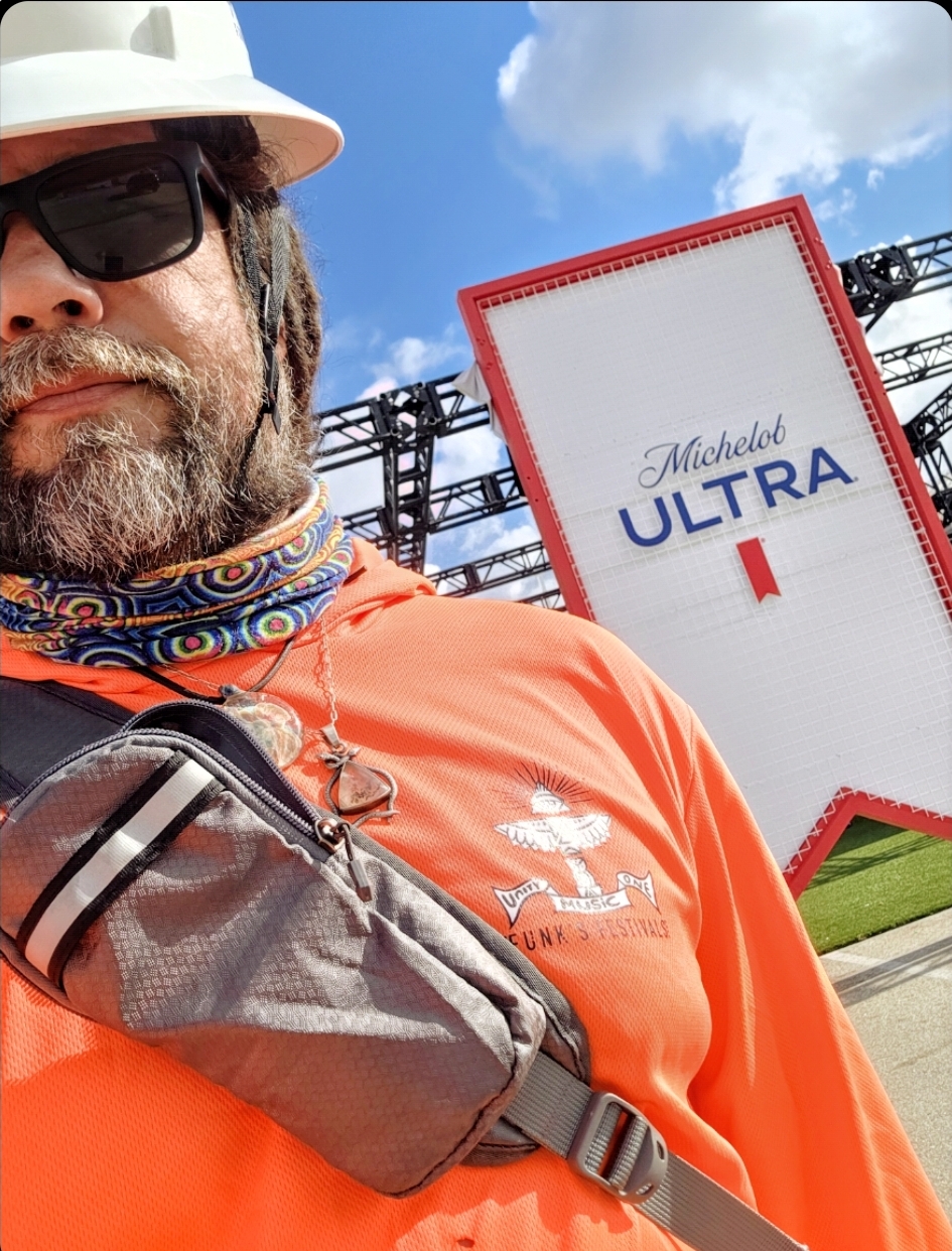 On site in FUNK'S gear