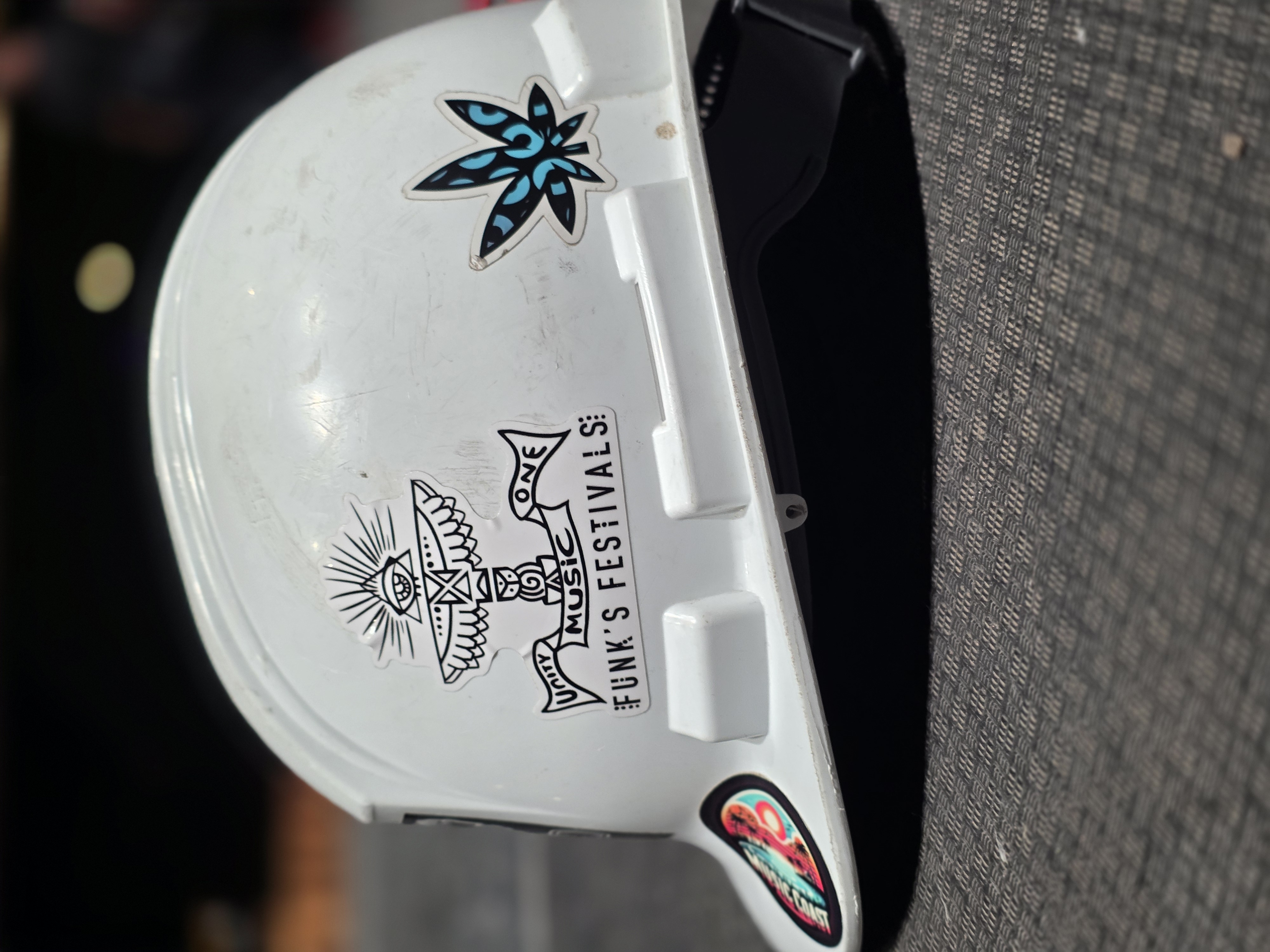 FUNK'S Festivals hard hat