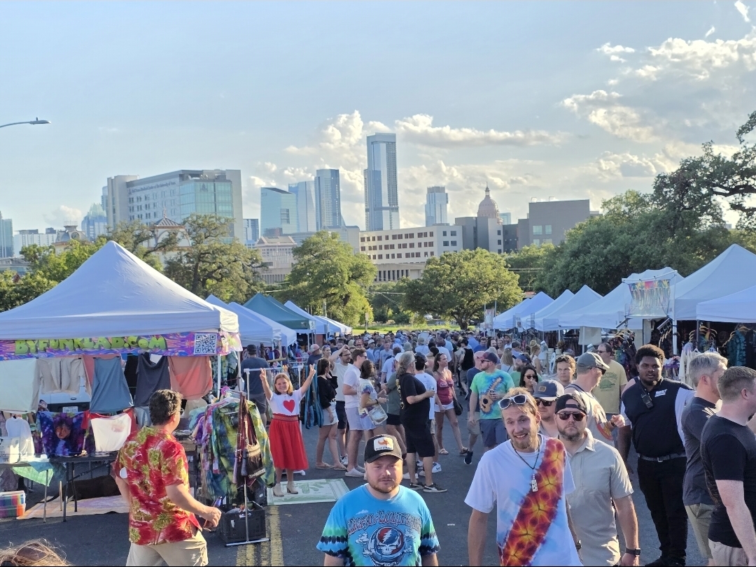 Phish crowd with Austin skyline