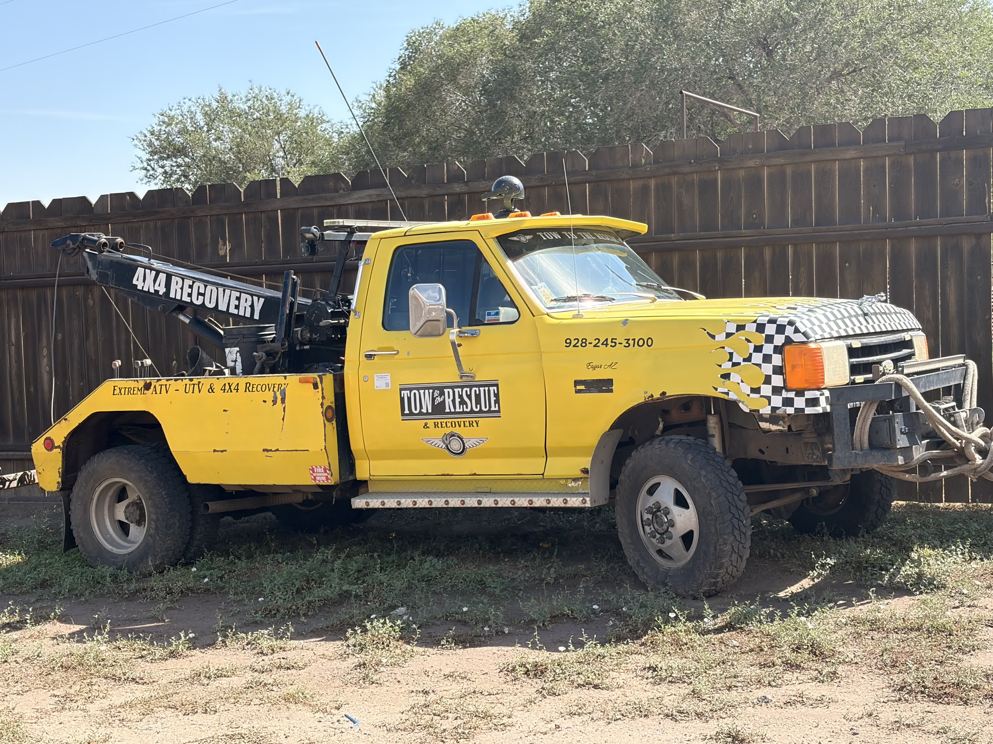 Tow to the Rescue 4x4 off-road recovery truck
